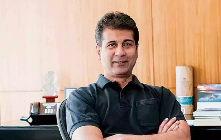 Govt should review GST rates on vehicles powered by clean fuels: Rajiv Bajaj