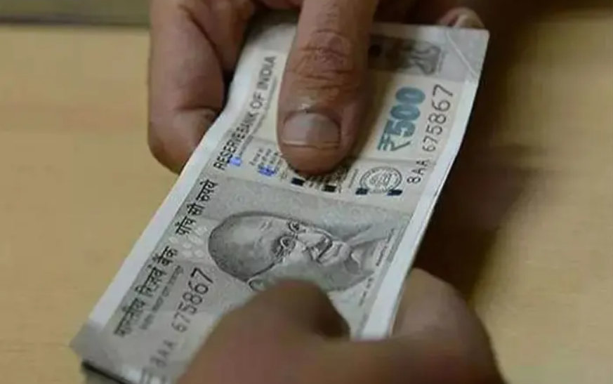GST deputy commissioner caught taking Rs.2lakh bribe