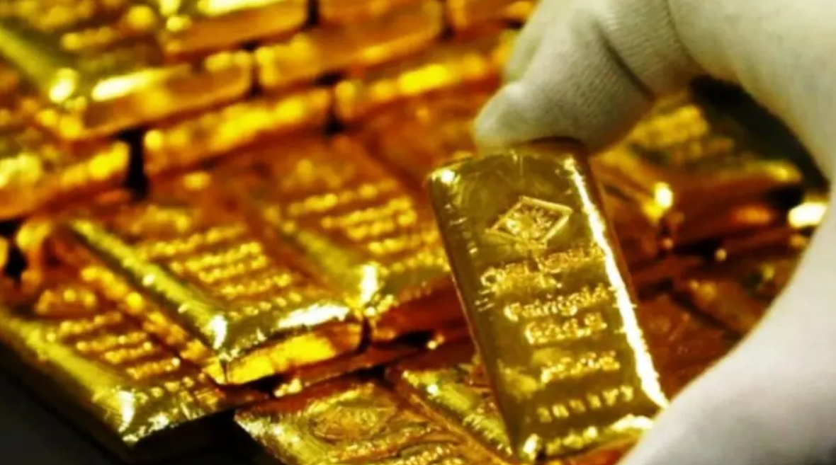 GST officers seized 108 kg of gold in Kerala's "Tower of Gold" operation.