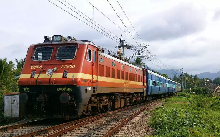 Clarity on 5 pc GST on train ticket cancellation chargers given