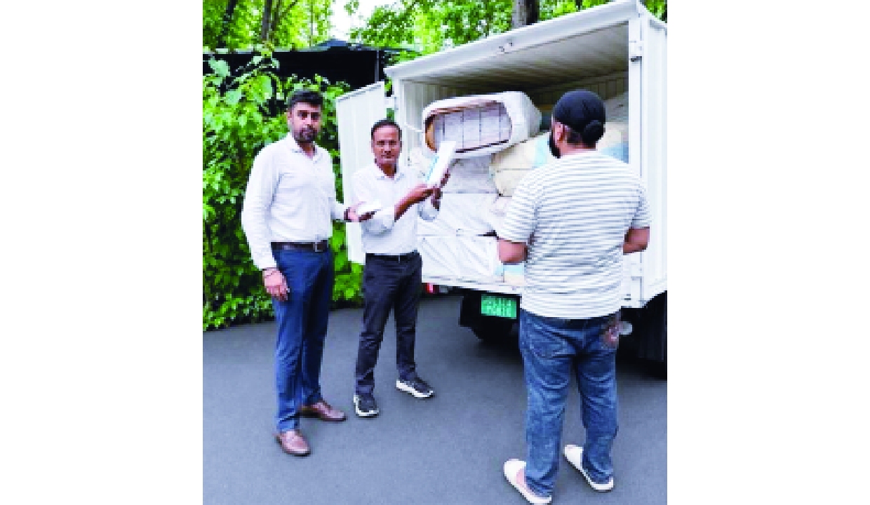 GST team seizes 4.2 lakh imported cigarettes