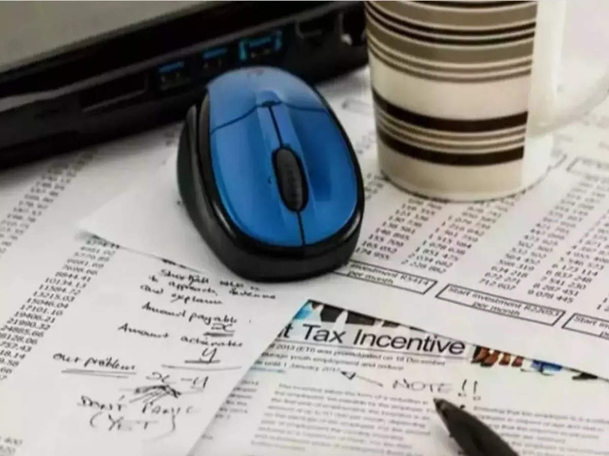Budget 2022: Rationalise GST rates to simplify tax slabs & accelerate consumption