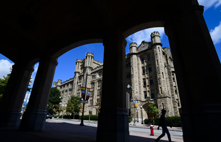 Investment industry asks Ottawa for more time on GST and trailer fees