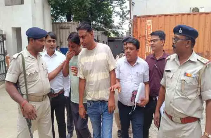 Jamshedpur: Brothers accused in Rs 5000 Crore GST scam arrested from Kolkata, sent to jail