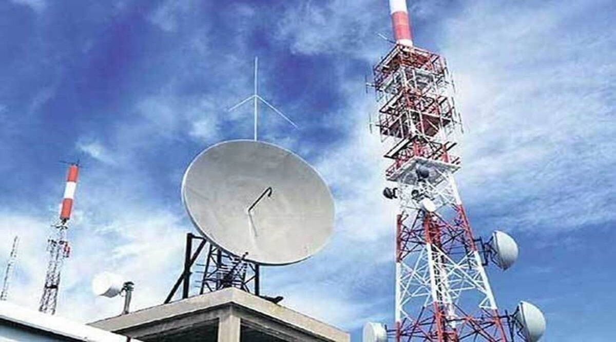 Telcos seek refund of Rs 35,000 crore input tax credit, GST waiver on licence fee, SUC