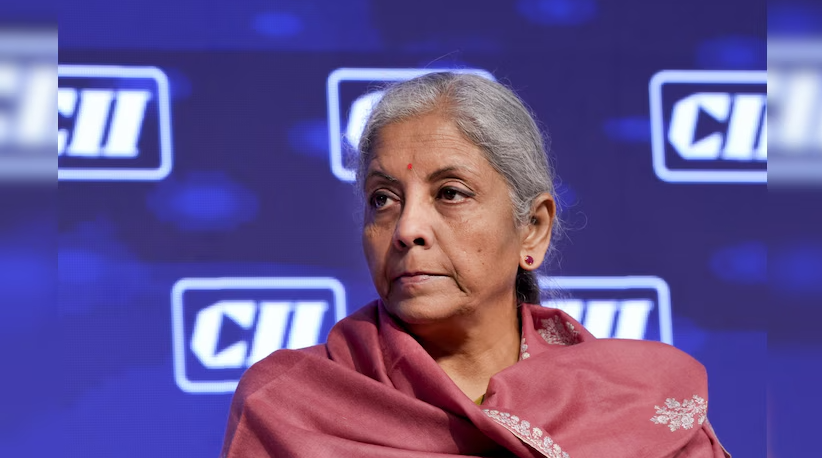 Retailers urge FinMin and GST Council not to go for higher 35% tax rate