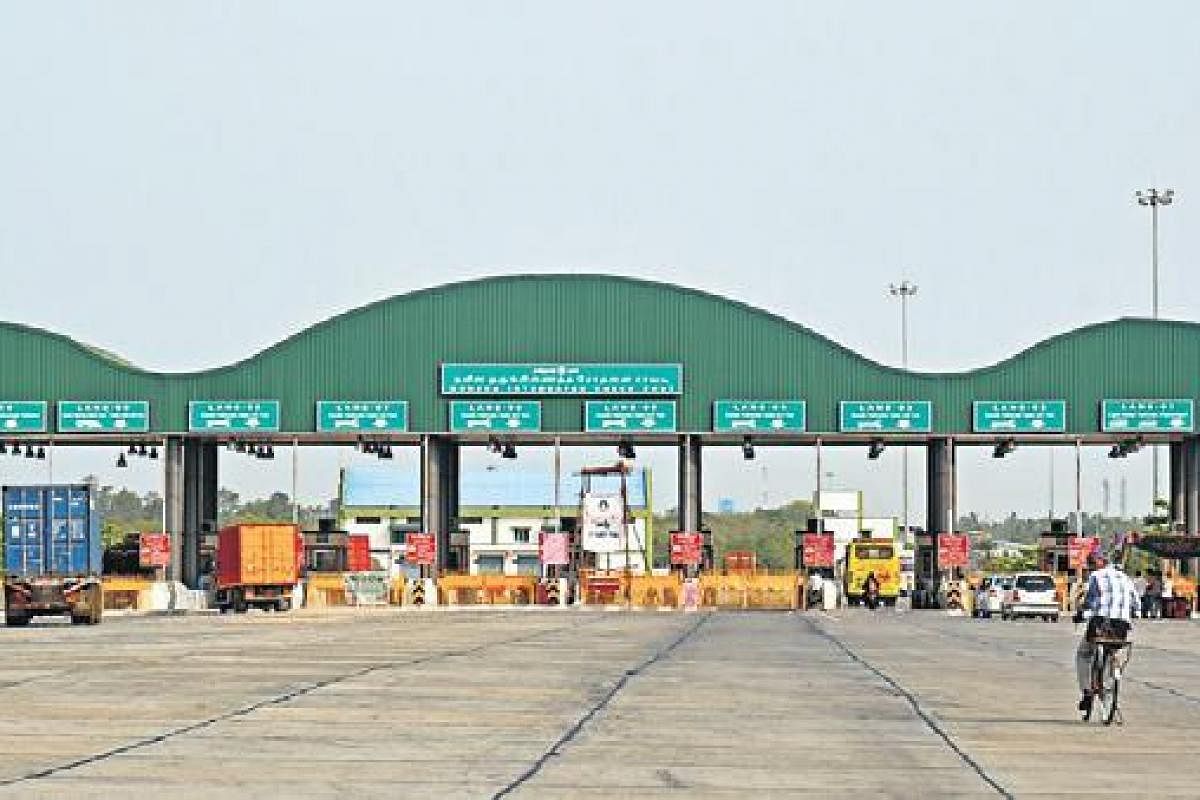 GST department becomes hi-tech, trucks will be monitored from toll plaza